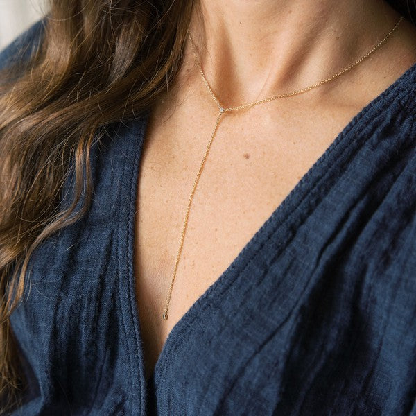 Seamless Thin Chained Crystal Lariat Necklace