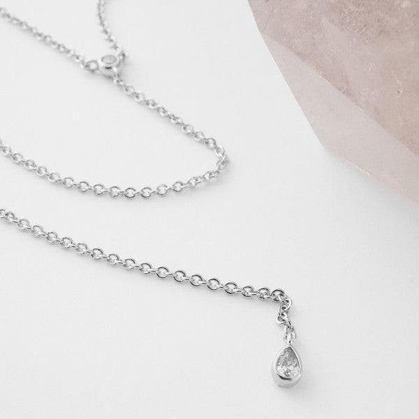 Seamless Thin Chained Crystal Lariat Necklace