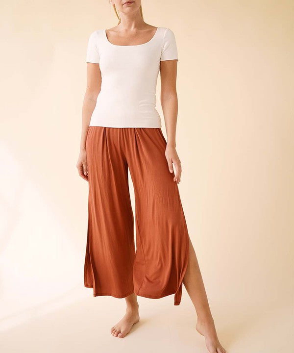 ORGANIC BAMBOO DOUBLE LAYERED CAP SLEEVE TOP