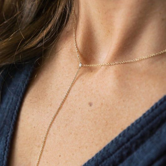 Seamless Thin Chained Crystal Lariat Necklace