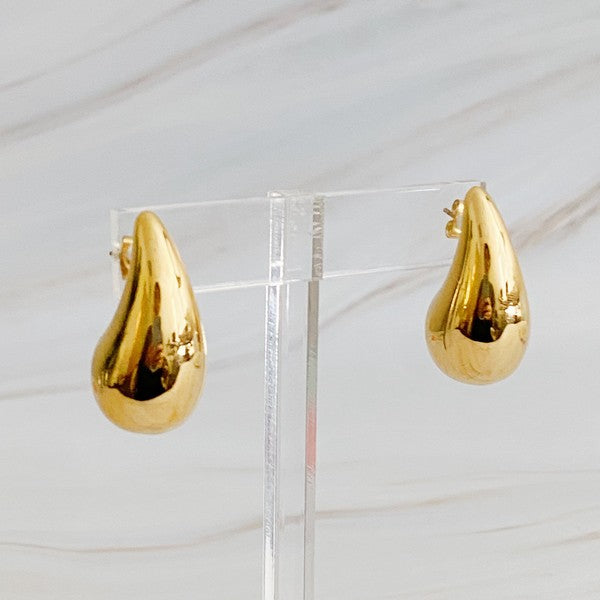 Statement Hollow Teardrop Chic Stud Earrings